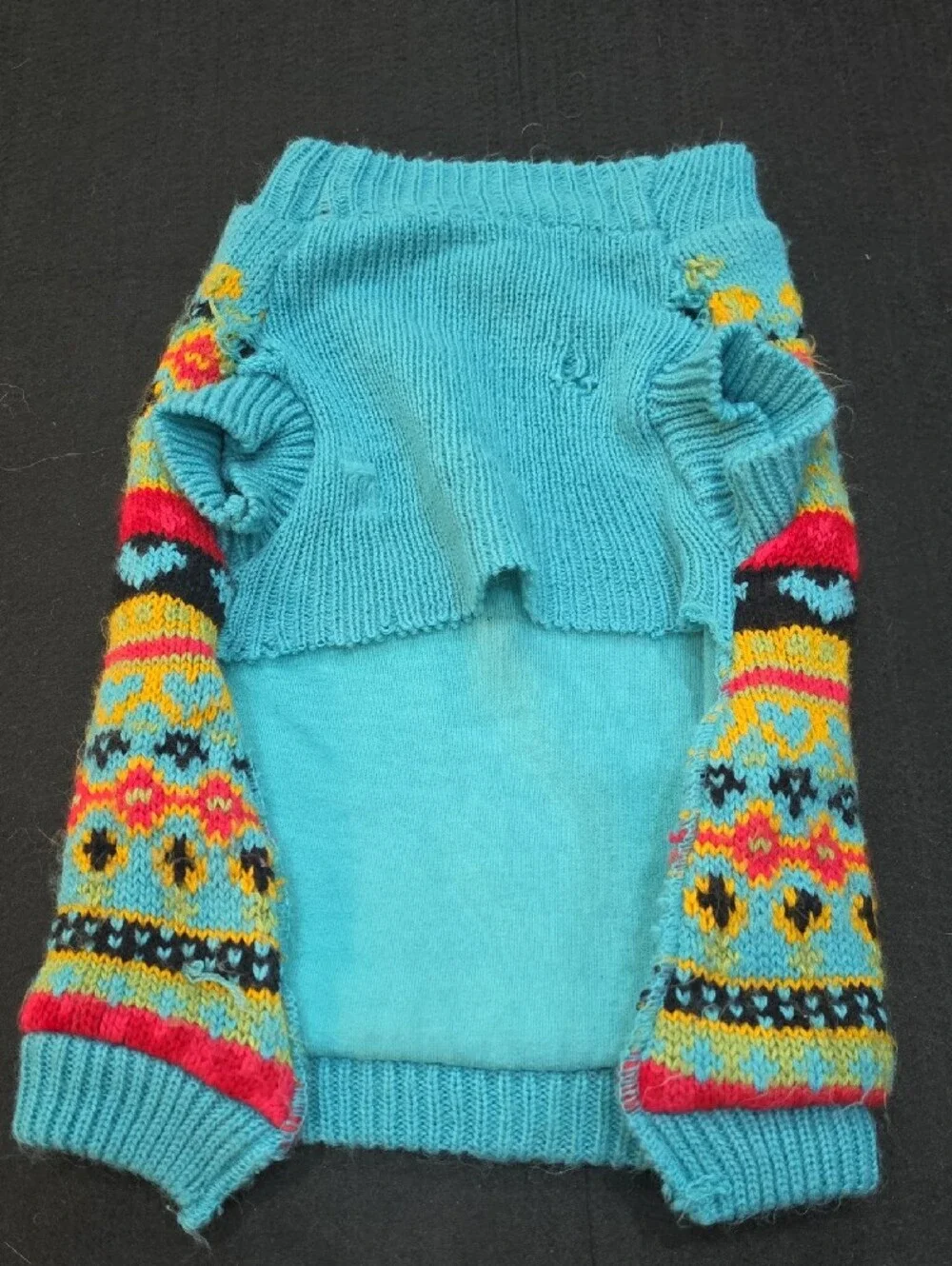 FREE 🔥 Blue Multicolor Fair Isle Knit Dog Sweater #692